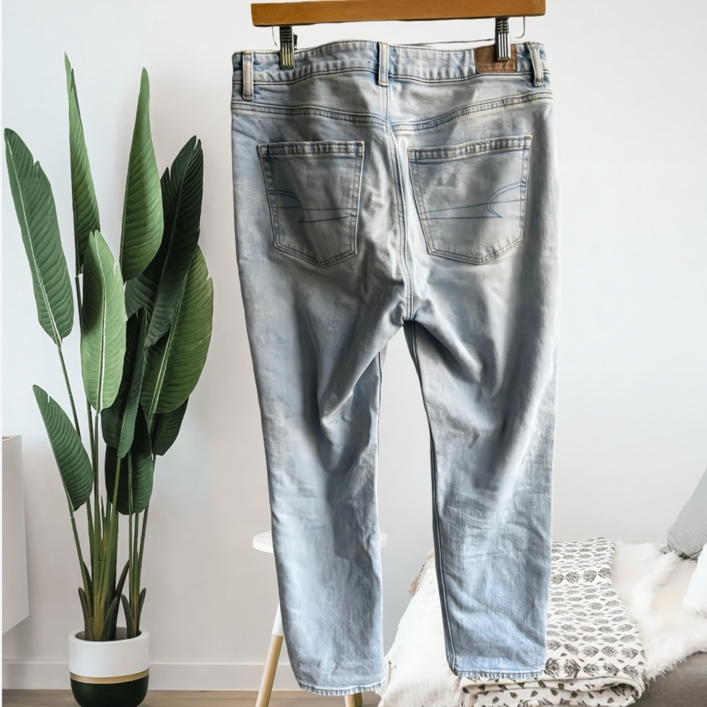 American Eagle mom jeans - Picture 2 of 9